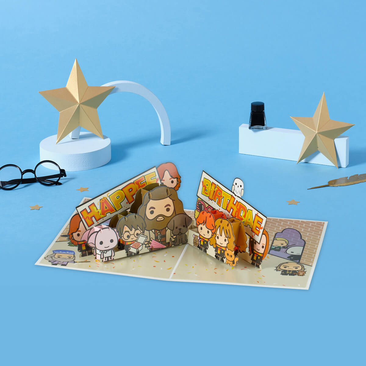 Harry Potter Happee Birthdae Pop Up Card on a blue lifestyle backdrop