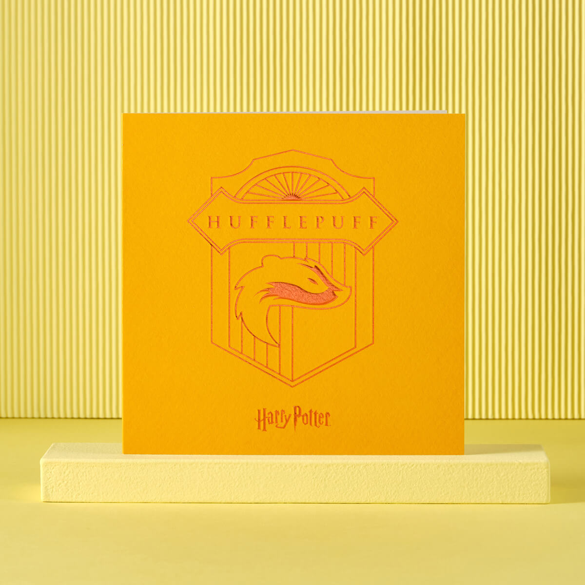 Harry Potter Hufflepuff Birthday Card - Harry Potter Merchandise ...